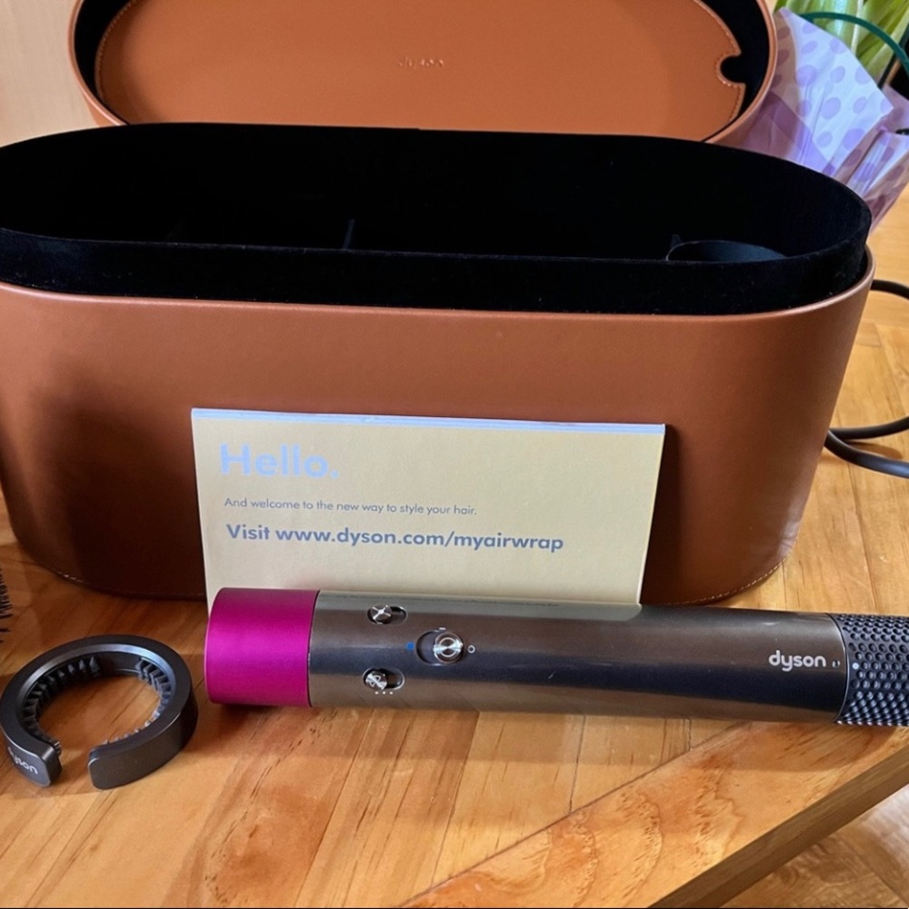 Dyson Air Wrap Styler in Pink & Gray with 1 Long Barrel Attachment - Picture 13 of 16